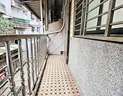 *正四號公園旁靜巷內1+2樓透天* - Image 12