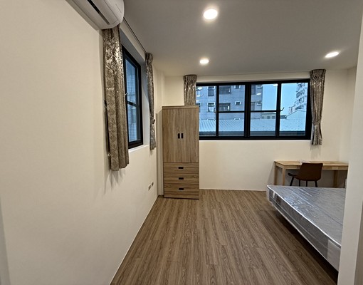 東區全新整理分租套房10坪可開火可租補 - Image 4