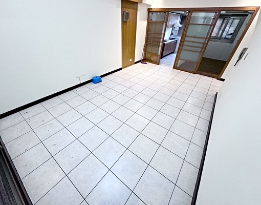 超級大文心🔥三房超大坪數|可租補|平面車位 - Image 4