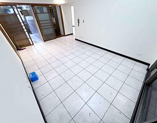 超級大文心🔥三房超大坪數|可租補|平面車位 - Image 3