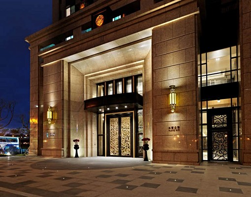 遠雄米蘭大大2房車,前後陽台 - Image 1