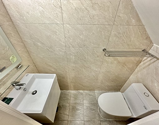 可租補可戶籍✨整棟出租✨遮雨棚車庫✨家具可談 - Image 8