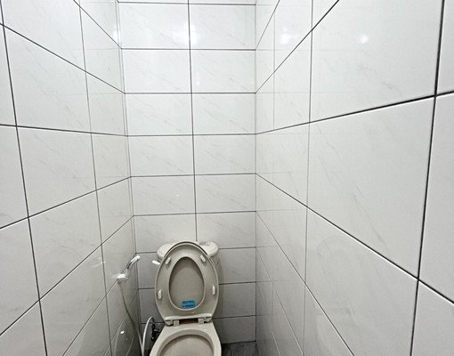 潭子大馬路邊間5房透天💎可店面住家合一👍平車交通便利 - Image 4