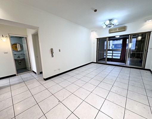 超級大文心💖可租補💖大坪數三房兩衛💖平車 - Image 1