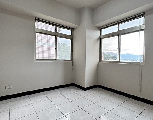 可租補⭐免服務費⭐大三房採光佳⭐五泰許修銘 - Image 7