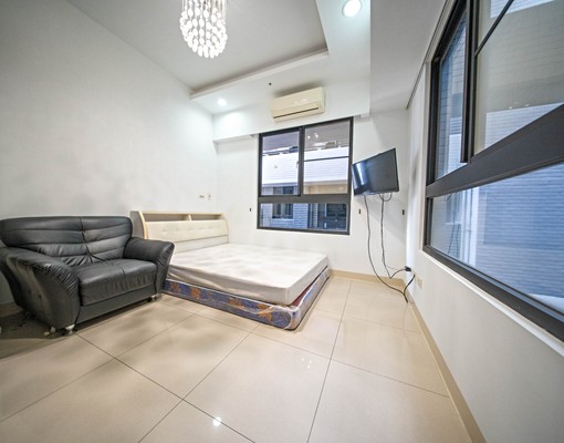 無管理費|超值房源🐥生態園區站|獨洗陽臺 - Image 2