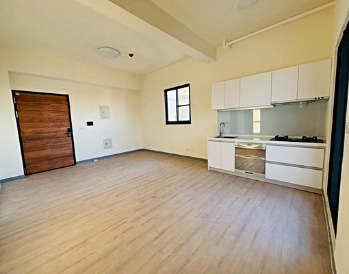 全新華廈電梯大樓,全新兩房(含平面汽車位)出租 - Image 1