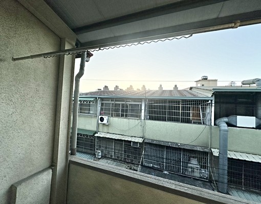 大里🔥大空間✨陽台獨洗曬✨雙租補✨流理台✨汽機車位✨ - Image 10