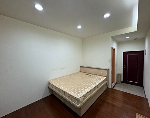 丹鳳捷運站旁電梯套房 - Image 3