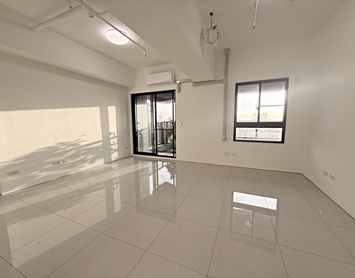 高鐵旁*鑫悅2+1房兩衛浴+平面車位(可租補) - Image 3