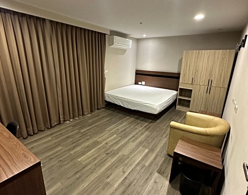 近平實公園南紡中華路小東路925 - Image 1