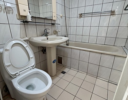 獨立衛浴-市場均價-獨洗陽臺-成熟社區 - Image 4