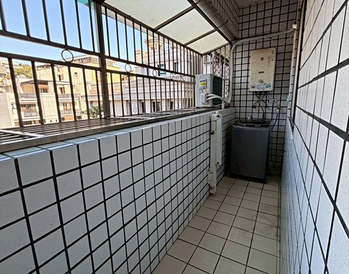 獨立衛浴-市場均價-獨洗陽臺-成熟社區 - Image 5