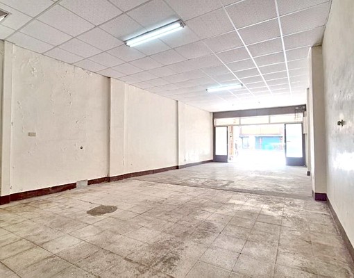 近仁德交流道❤中山路全棟透天金店面❤可餐飲-歡迎賞屋 - Image 2