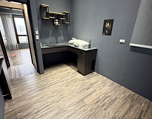 🌪️🌪️豪哥出擊~首次出租~充電平面車位~可談傢俱 - Image 5