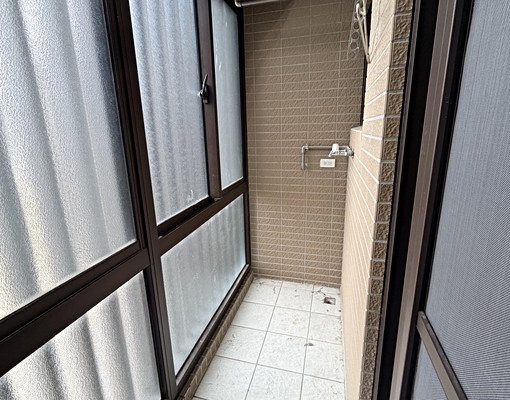 🌪️🌪️豪哥出擊~首次出租~充電平面車位~可談傢俱 - Image 9