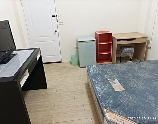 近家樂福/加工區獨立家電單人套房 - Image 4