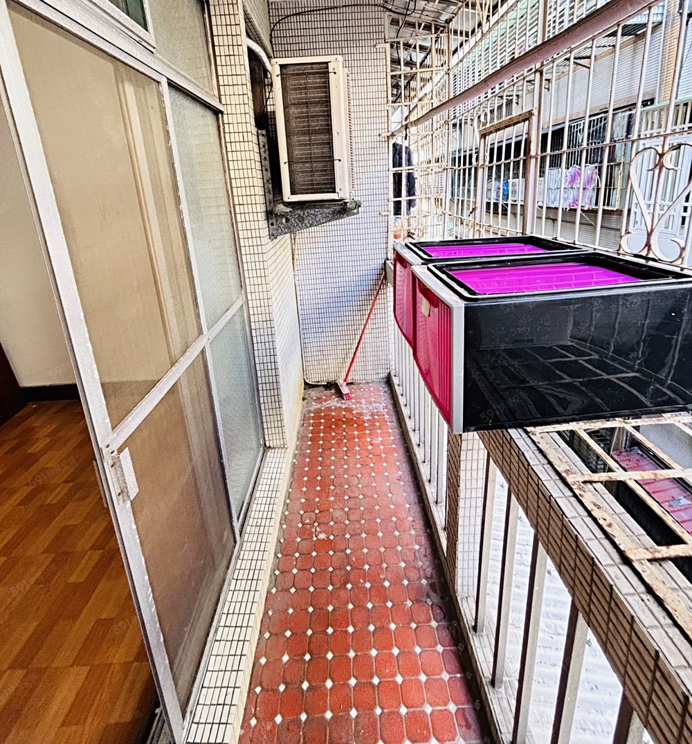 獨立自已用大陽台,陽光充足