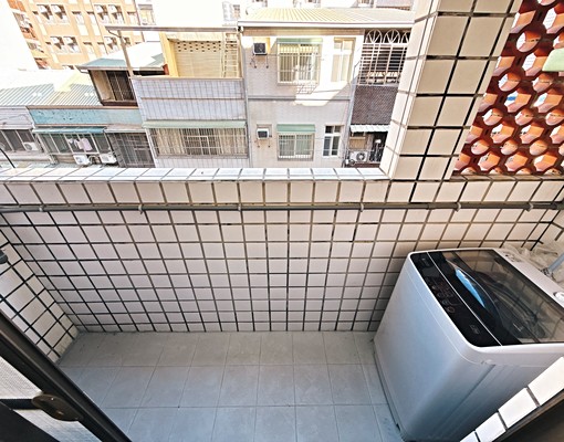 興大旁|電梯大套房|陽台|有子母車|可租補|全新未住|台水電 - Image 5