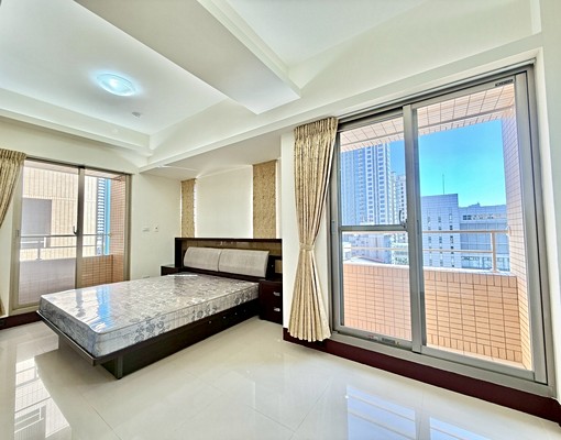 台灣大道稀有三改二🔥社區租車位🔥可租補戶籍 - Image 9