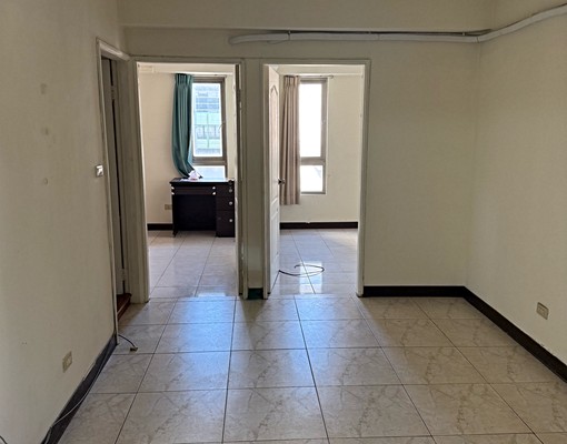 可租補4房2廳2衛💛新光大遠百💛捷運市政府站旁平面車 - Image 13