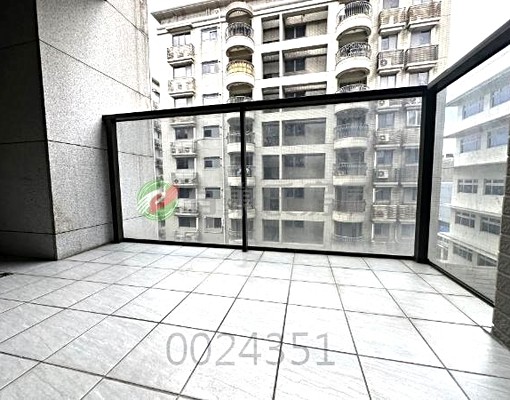 ✨馥樂✨家樂福商圈,商家林立3房2衛含平車 - Image 7