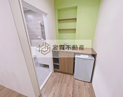 金山街後段面前大坪數空間感|一層兩戶|木地板地乾濕分離流理台 - Image 4