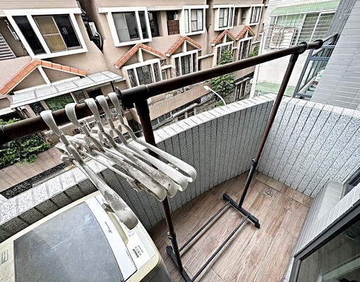 近IKEA別墅大套房💖台電計費💖陽台獨洗曬🌟室內機車位 - Image 6