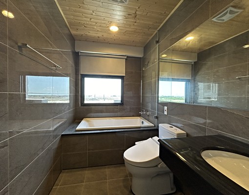 楠梓高大特區|超大景觀三房+平車 - Image 11