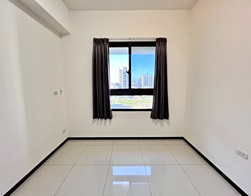 簡配可租補!含平車、管理費!寵可談!昂峰謙若樹視野兩房平車 - Image 9