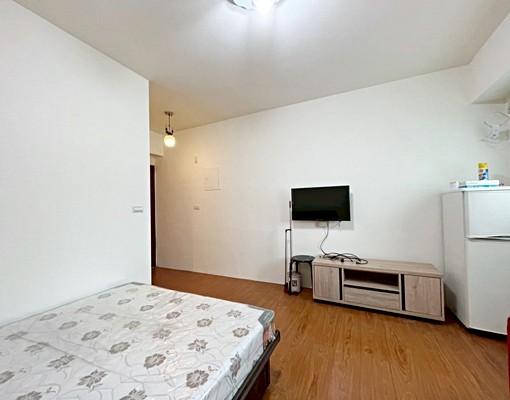 博愛電梯套房📣傢俱齊全~優質地段✨ - Image 3