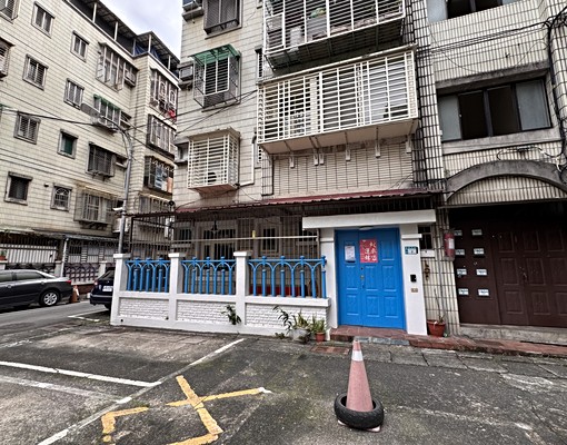 錦和運動公園/連城台貿新城一樓/車位可抽 - Image 2