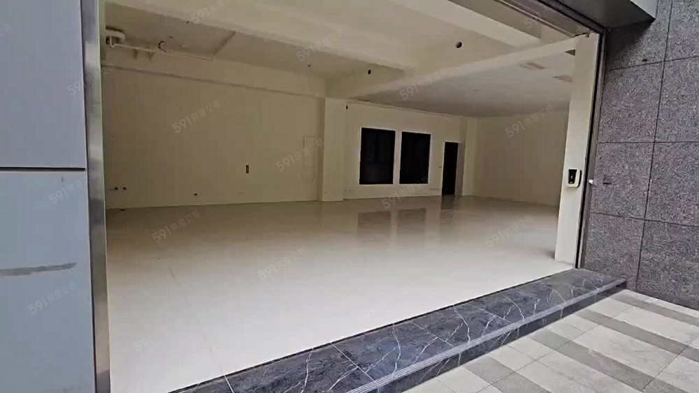 林口【春木日耀】正文化二路黃金店面可報稅可營登出租 - Image 1