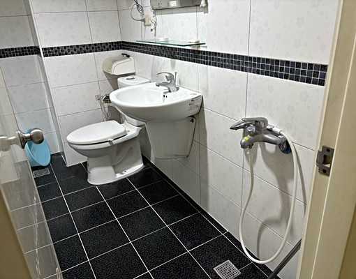 左營高鐵站前-套房.生活餐飲逛街好方便.可拎包入住 - Image 6