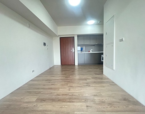 南區~可租補2+1房平車 - Image 1