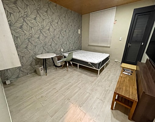 精誠商圈超美透天門前可停車可工作室設計師的家 - Image 8