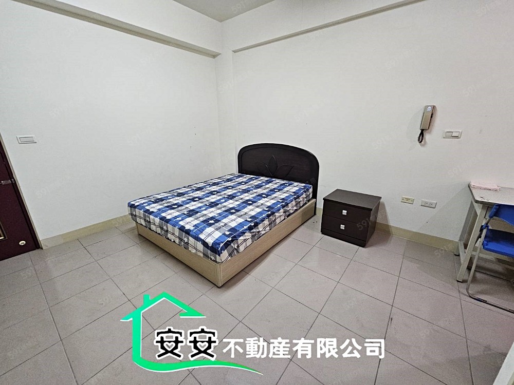 房間一,無陽台,室內空間比較大