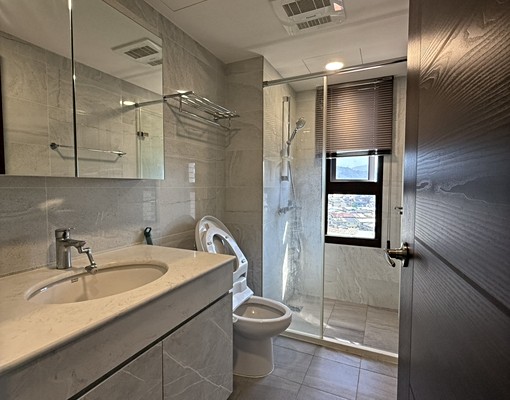 A可租補免仲介費/高樓層系統收納3台大金冷氣/大晟房屋 - Image 3