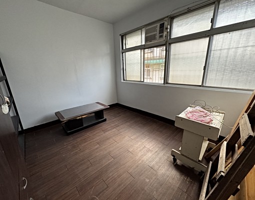 免服務費❣️邊間採光明亮/社會住宅/可雙租屋補助 - Image 1