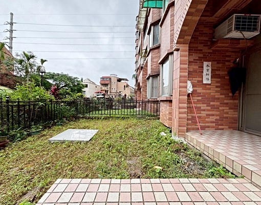 🍎何店長團隊👍琴鍵畫樓1樓有車位 - Image 1