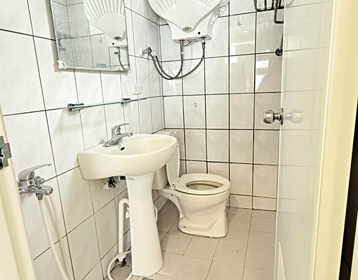 小資族看過來~金山街後段獨立美套房 - Image 8