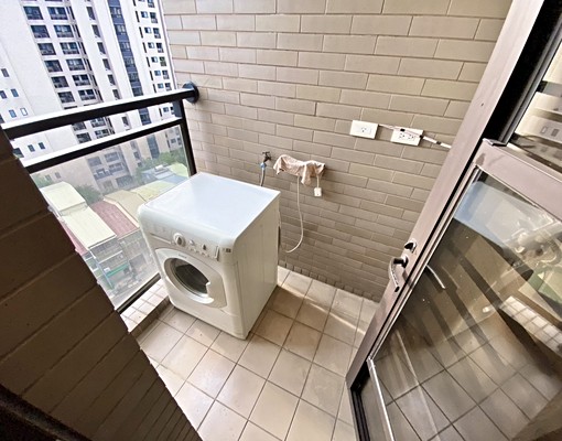 超值兩房⭐近逢甲與74⭐高樓層採光⭐全配傢俱⭐含車位 - Image 8