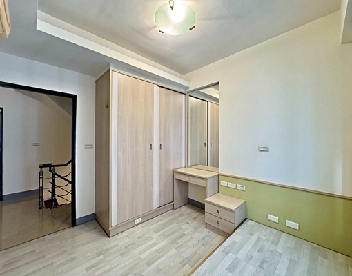 租-高鐵綠帶【品園】社區型雙車別墅♡竹北買房找沛沛♡ - Image 9