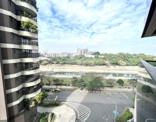 ✨可租補happy河畔超大客廳2房2衛#汽車位可另租⭐ - Image 9