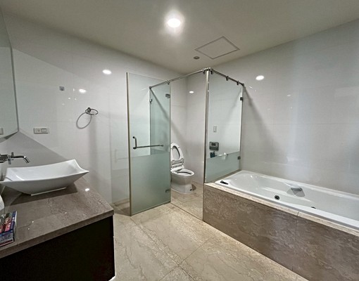 七期豪宅【百達富裔】高樓視野戶4房4衛浴雙平車 - Image 13