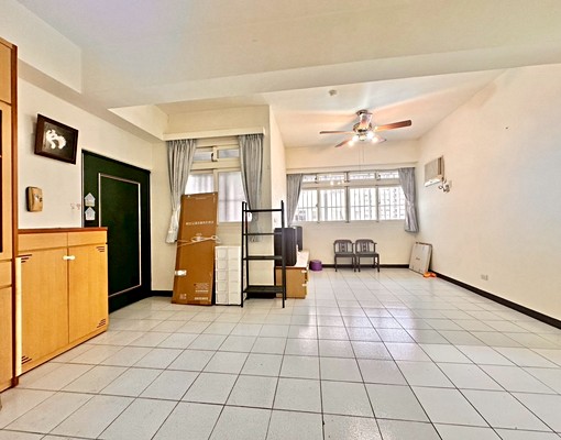 學區旁~附車位/冷氣/傢俱/家電 - Image 3