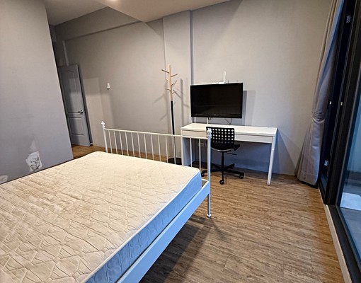 乾淨機能極佳獨立陽台套房自立路 - Image 3