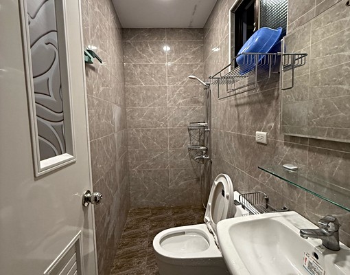 乾淨機能極佳獨立陽台套房自立路 - Image 6