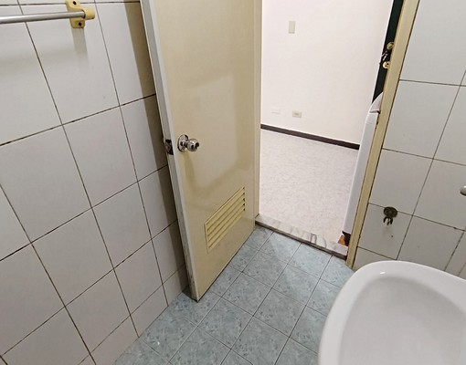 土城✨採光通風✨獨洗曬✨可租補入籍✨超大空間✨1房1廳 - Image 12