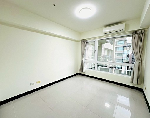 重劃區高樓河景大三房車~租金含管理費與車位 - Image 6